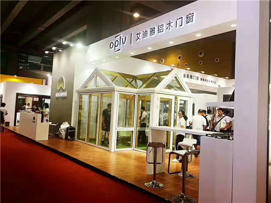 企業展示